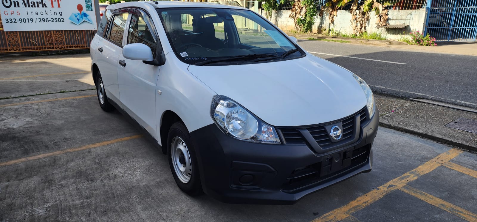 Nissan AD Wagon